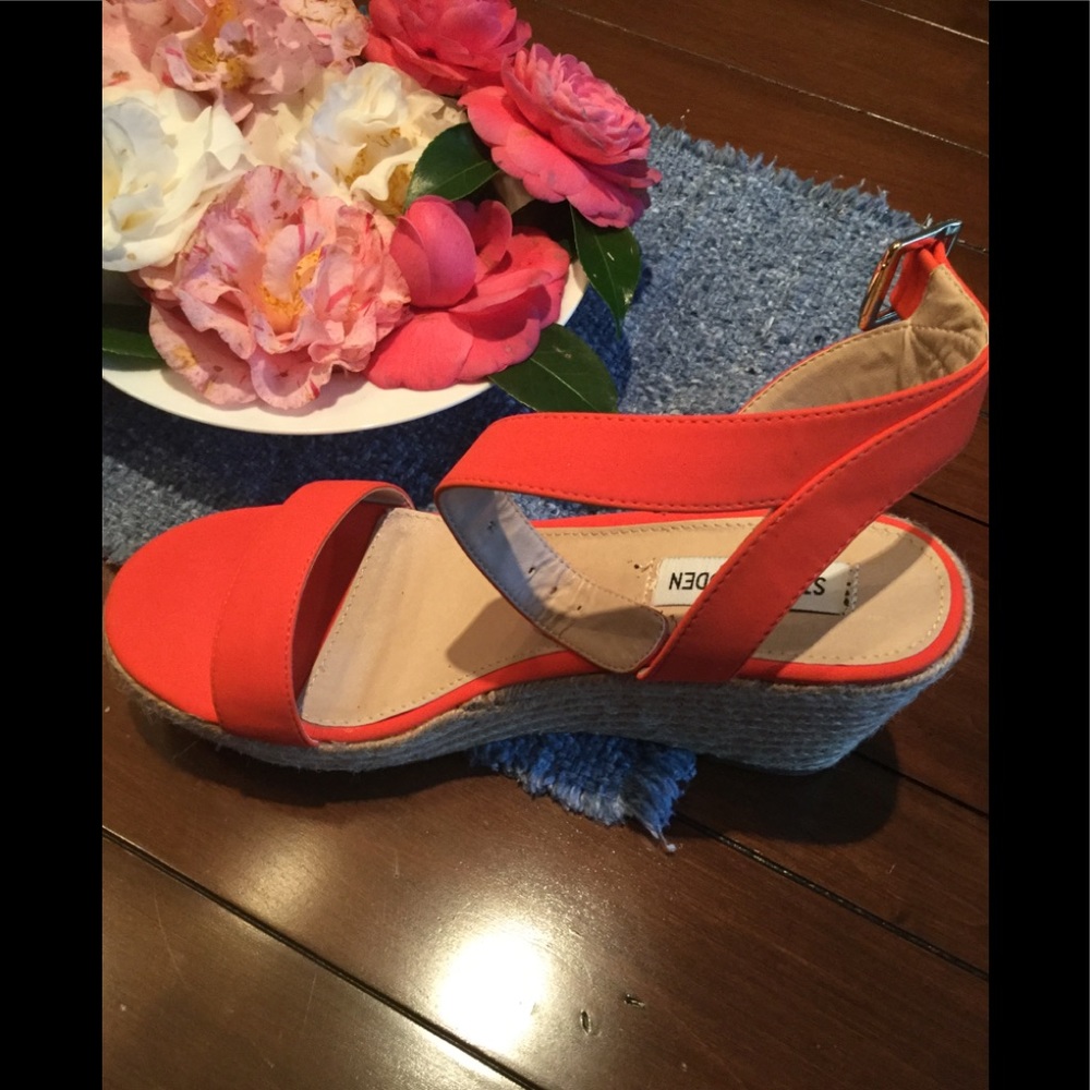 Ladies Steve Madden size 8